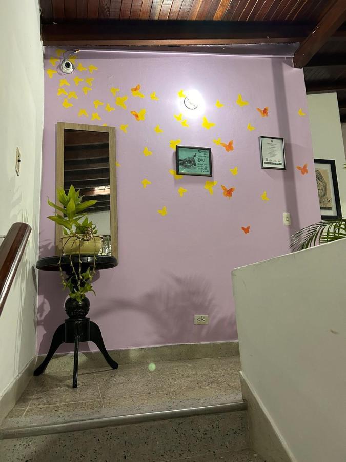 Hostel Urban City Медельїн Екстер'єр фото