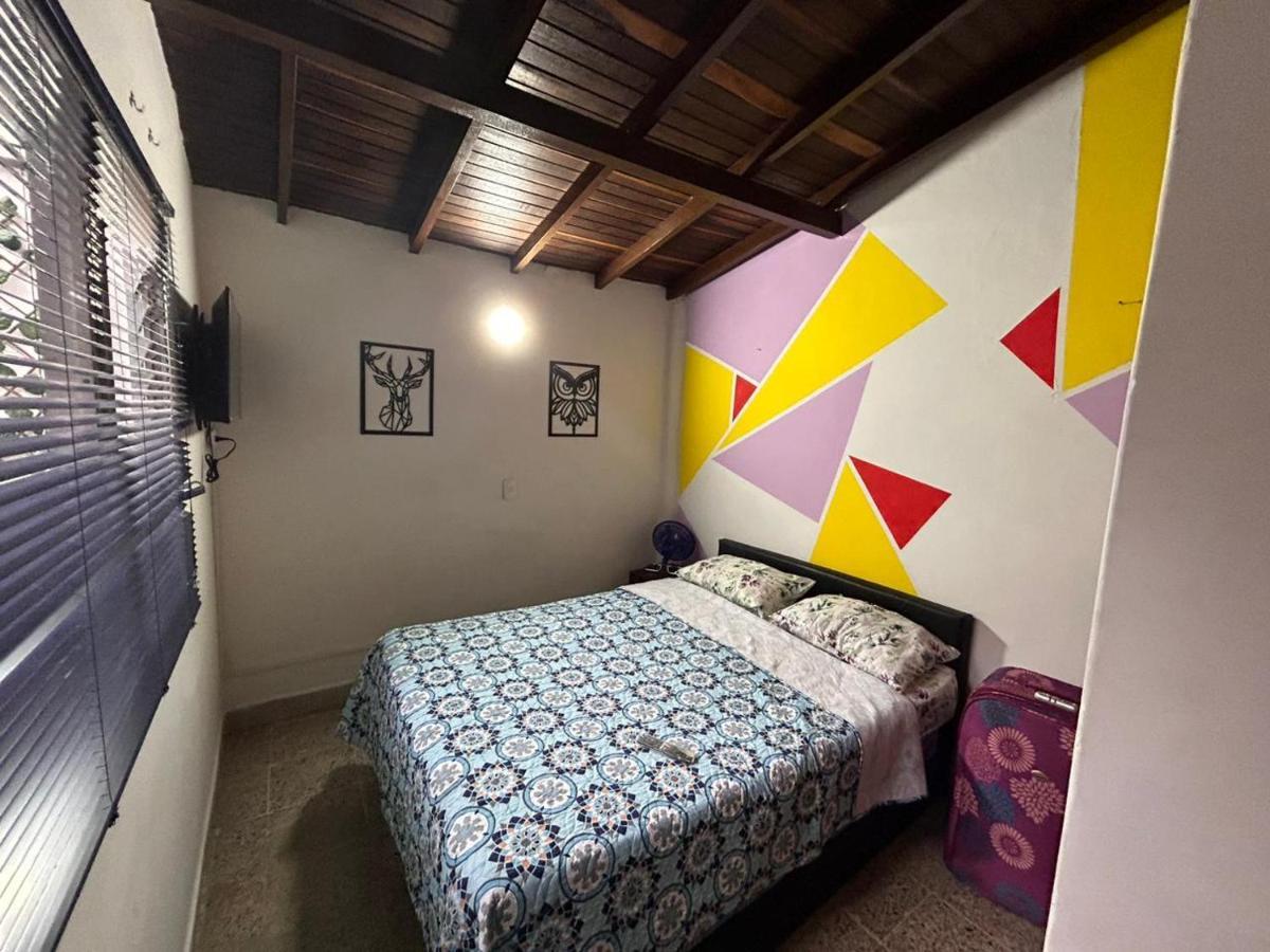 Hostel Urban City Медельїн Екстер'єр фото