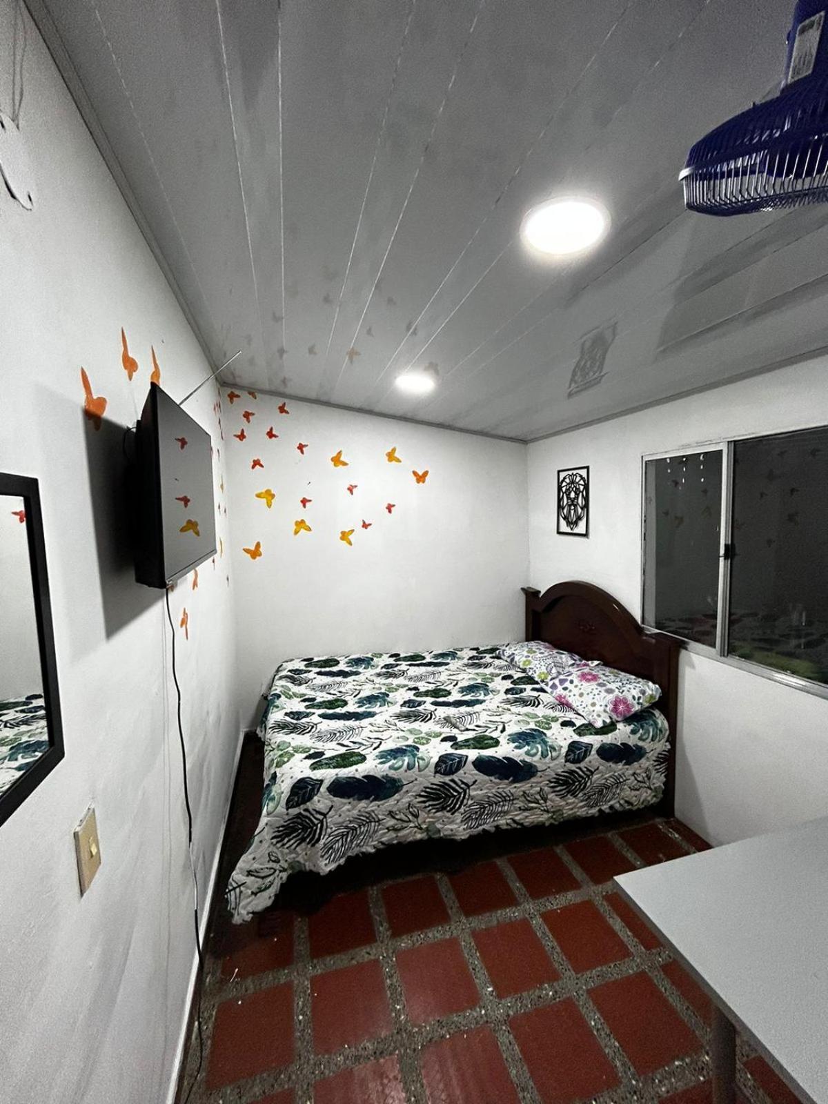 Hostel Urban City Медельїн Екстер'єр фото