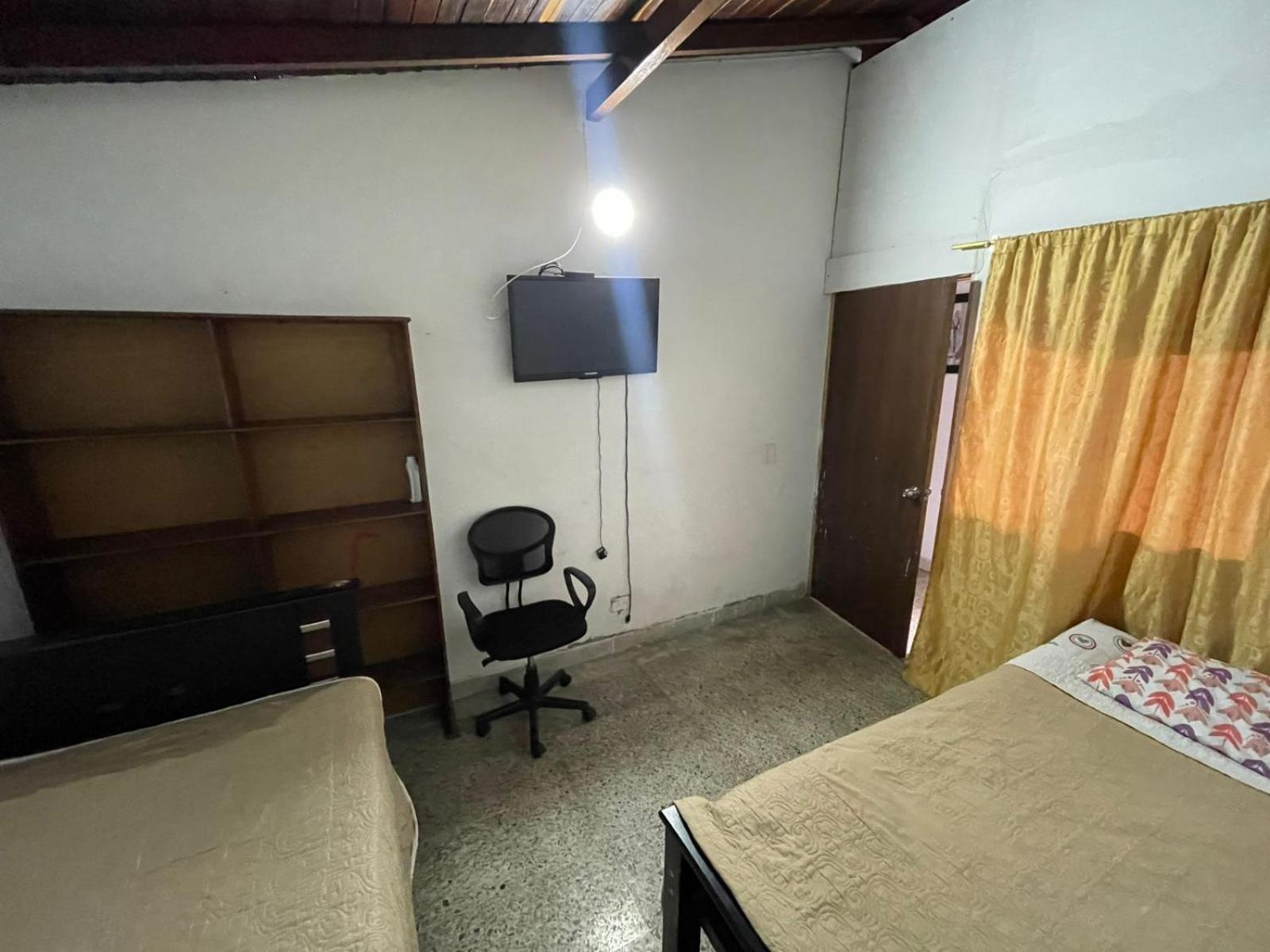 Hostel Urban City Медельїн Екстер'єр фото